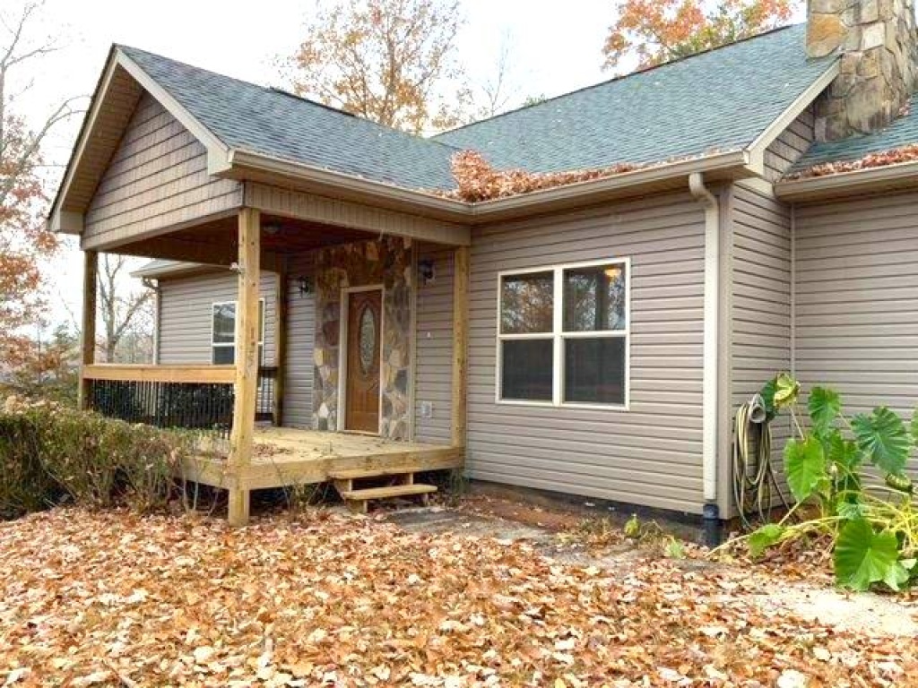Cleveland, Georgia 30528, 2 Bedrooms Bedrooms, ,2.5 BathroomsBathrooms,Residential,For Sale,8291