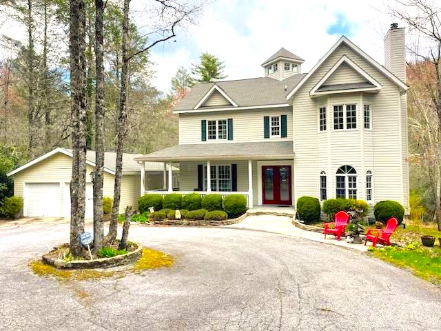 Glenville, North Carolina 28736, 3 Bedrooms Bedrooms, ,2 BathroomsBathrooms,Residential,For Sale,8674