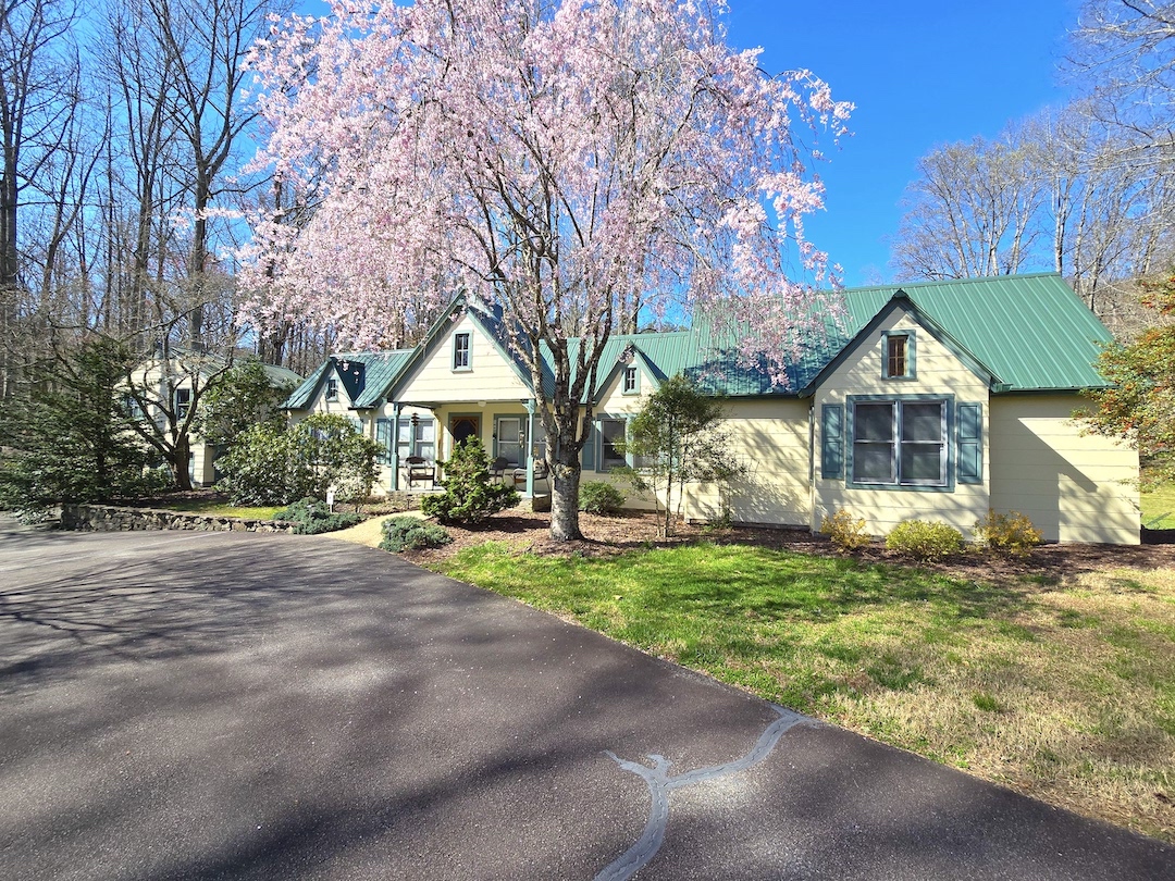 Franklin, North Carolina 28734, ,Residential,For Sale,9126