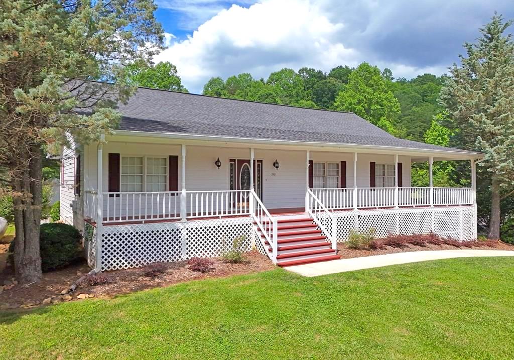 Hiawassee, Georgia 30546, 3 Bedrooms Bedrooms, ,2.5 BathroomsBathrooms,Residential,For Sale,9248