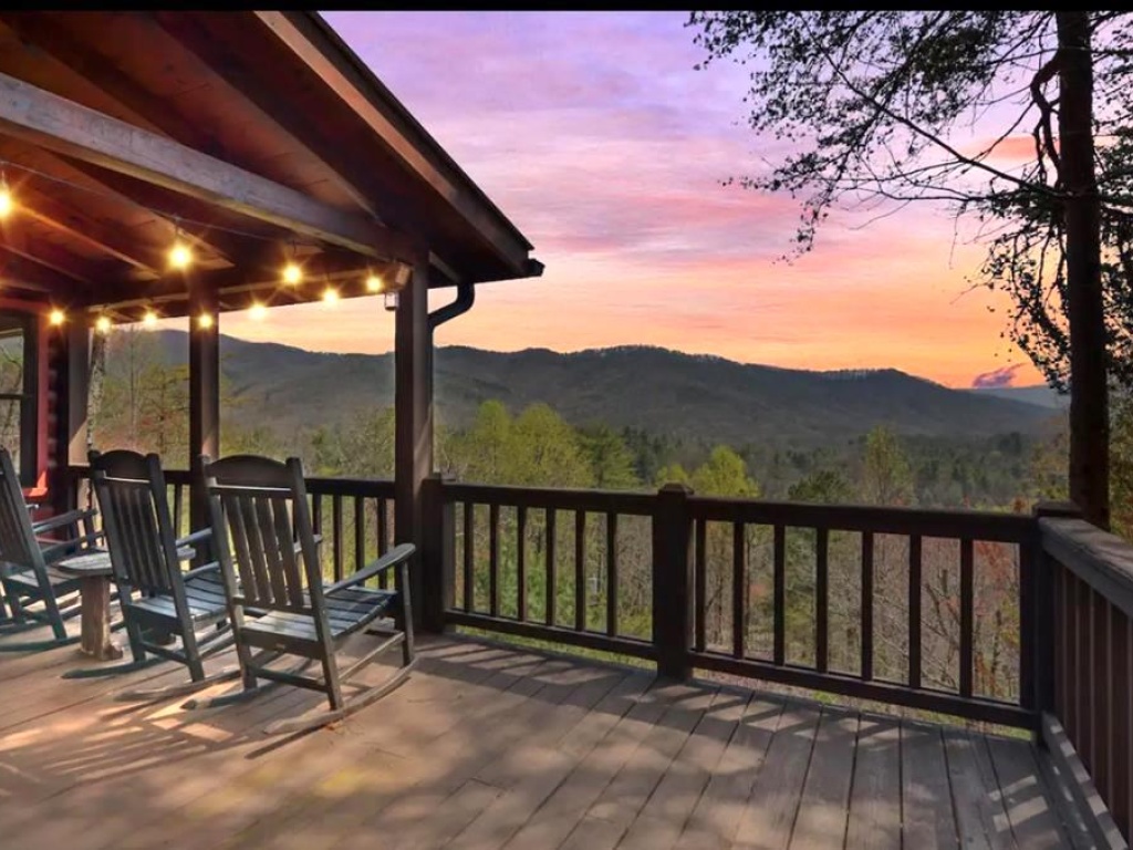 Blue Ridge, Georgia 30513, 4 Bedrooms Bedrooms, ,3 BathroomsBathrooms,Residential,For Sale,9255