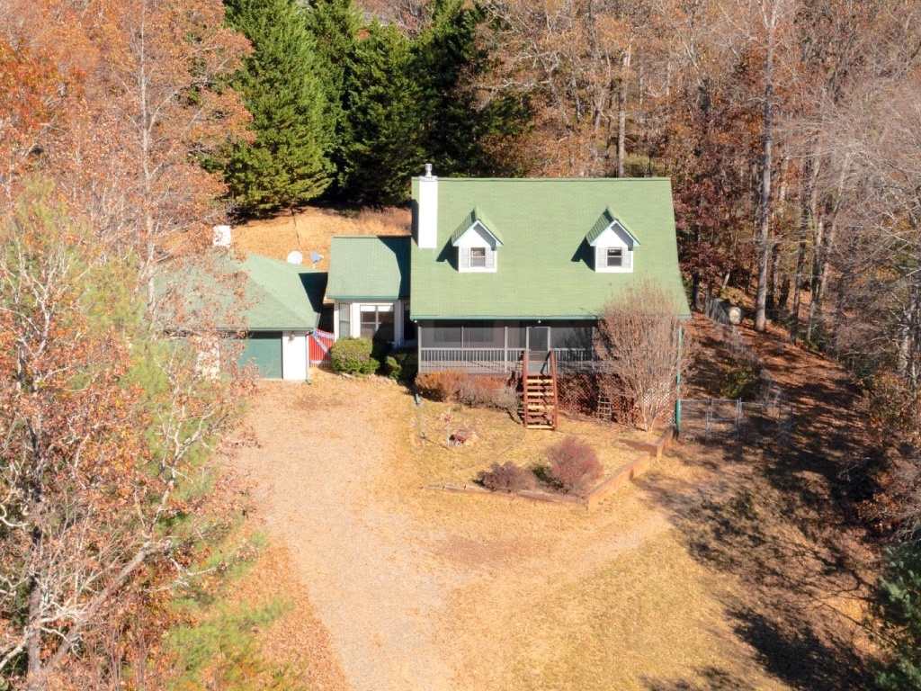 Warne, North Carolina 28909, 3 Bedrooms Bedrooms, ,2 BathroomsBathrooms,Residential,For Sale,9296