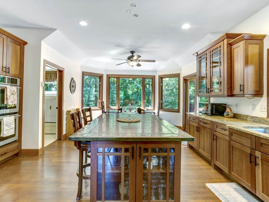 Hayesville, North Carolina 28904, 3 Bedrooms Bedrooms, ,4.5 BathroomsBathrooms,Residential,For Sale,9317