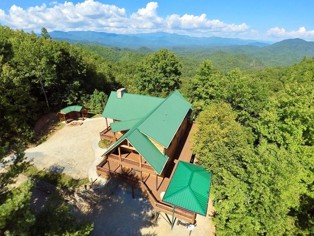 Robbinsville, North Carolina 287702, 3 Bedrooms Bedrooms, ,3.5 BathroomsBathrooms,Residential,For Sale,9411