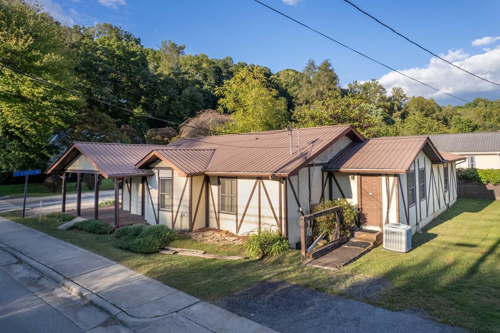 Bryson City, North Carolina 28713, ,Commercial,For Sale,9777