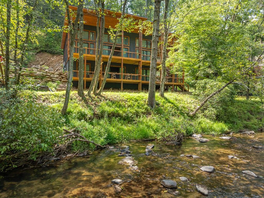 Ellijay, Georgia 30540, 4 Bedrooms Bedrooms, ,4 BathroomsBathrooms,Residential,For Sale,9841