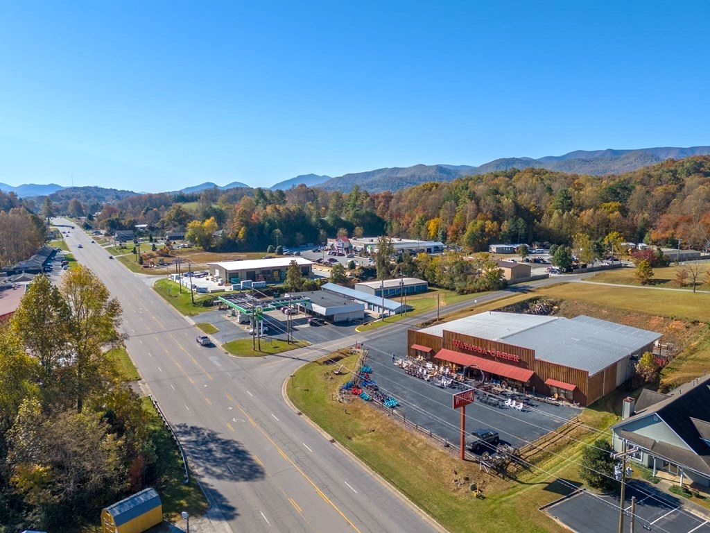 Franklin, North Carolina 28734, ,Commercial,For Sale,9929