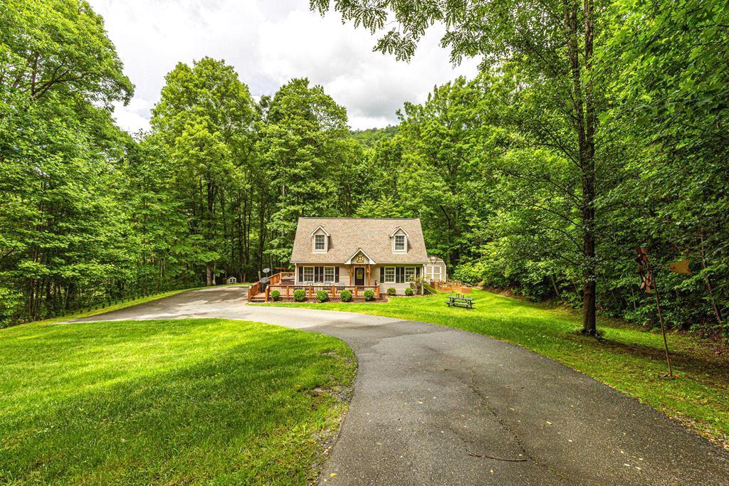 Bryson City, North Carolina 28713, 3 Bedrooms Bedrooms, ,2 BathroomsBathrooms,Residential,For Sale,9965