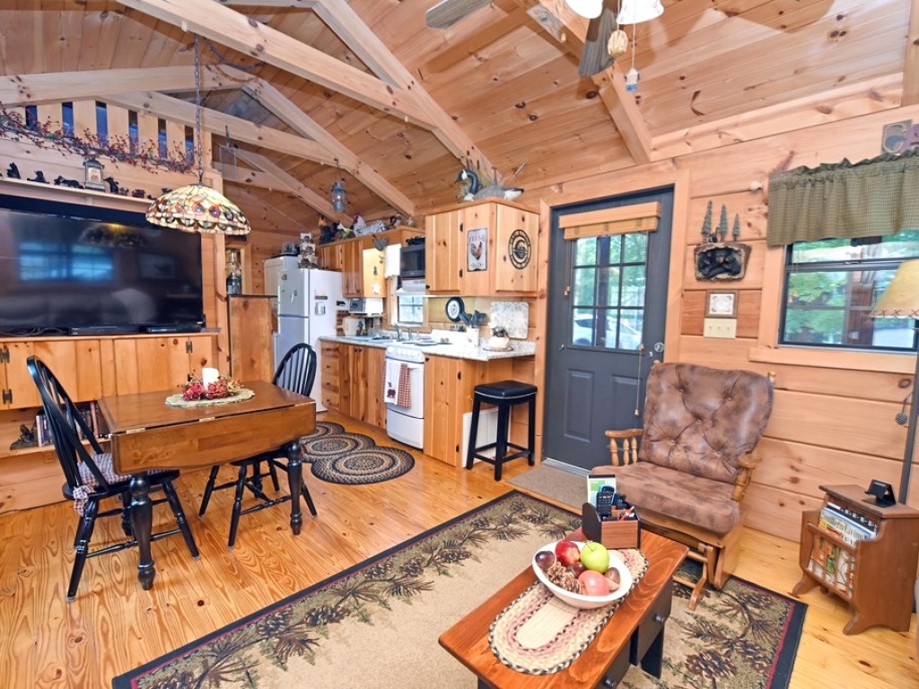Blairsville, Georgia 30512, 1 Bedroom Bedrooms, ,1 BathroomBathrooms,Residential,For Sale,10070
