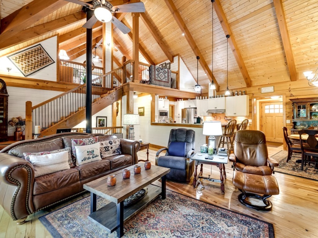Franklin, North Carolina 28734, ,Residential,For Sale,10133