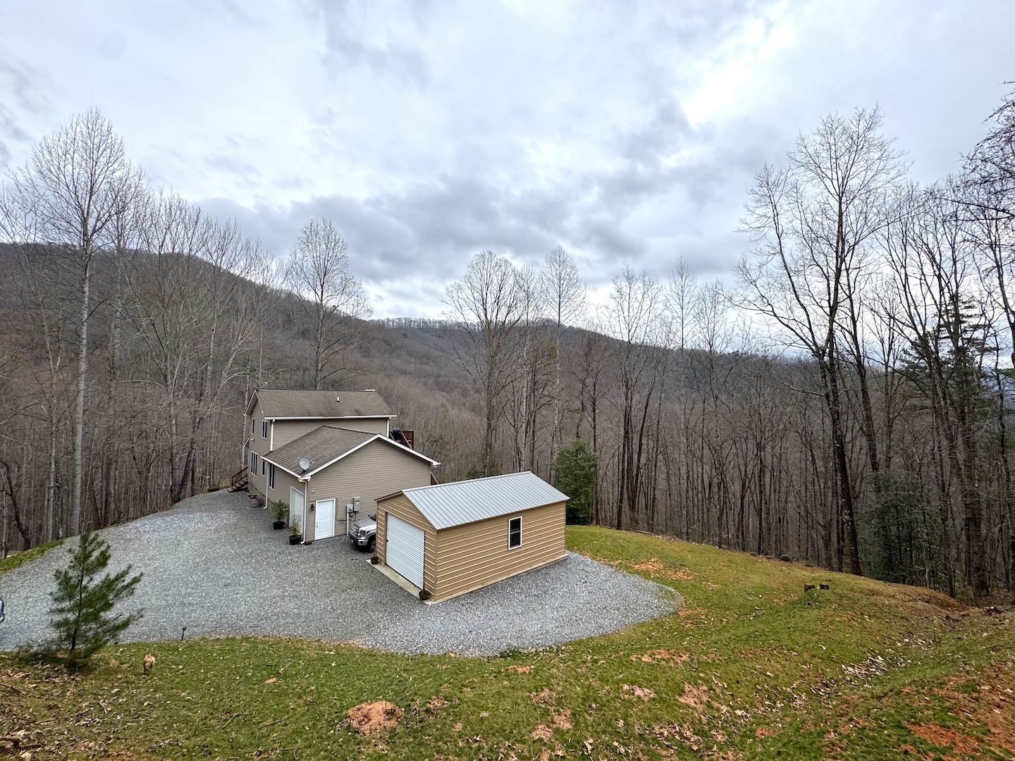 Bryson City, North Carolina 28713, 2 Bedrooms Bedrooms, ,2 BathroomsBathrooms,Residential,For Sale,10161
