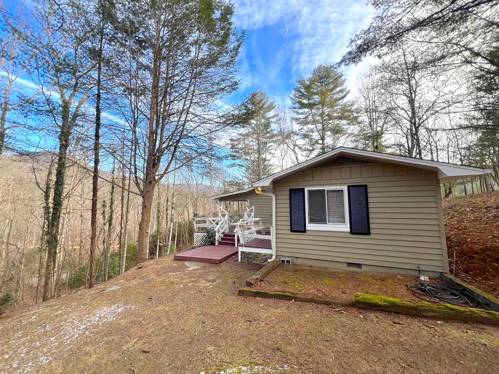 Hayesville, North Carolina 28904, 3 Bedrooms Bedrooms, ,2 BathroomsBathrooms,Residential,For Sale,10190