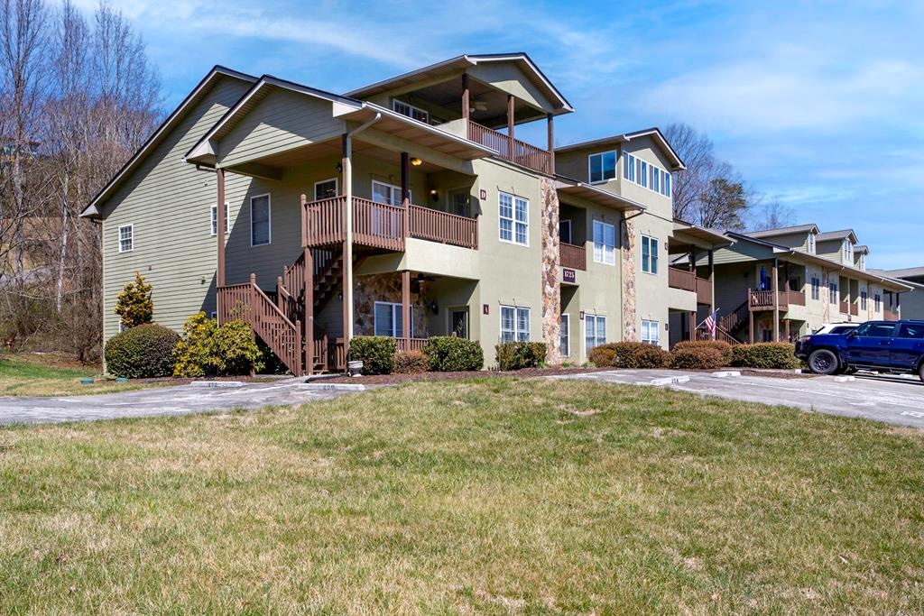 Young Harris, Georgia 30582, 3 Bedrooms Bedrooms, ,3 BathroomsBathrooms,Residential,For Sale,10374