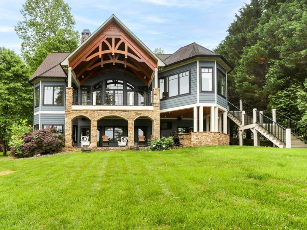 Young Harris, Georgia 30582, 4 Bedrooms Bedrooms, ,3.5 BathroomsBathrooms,Residential,For Sale,10378
