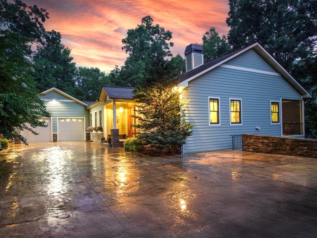 Hiawassee, Georgia 30546, 3 Bedrooms Bedrooms, ,Residential,For Sale,10381