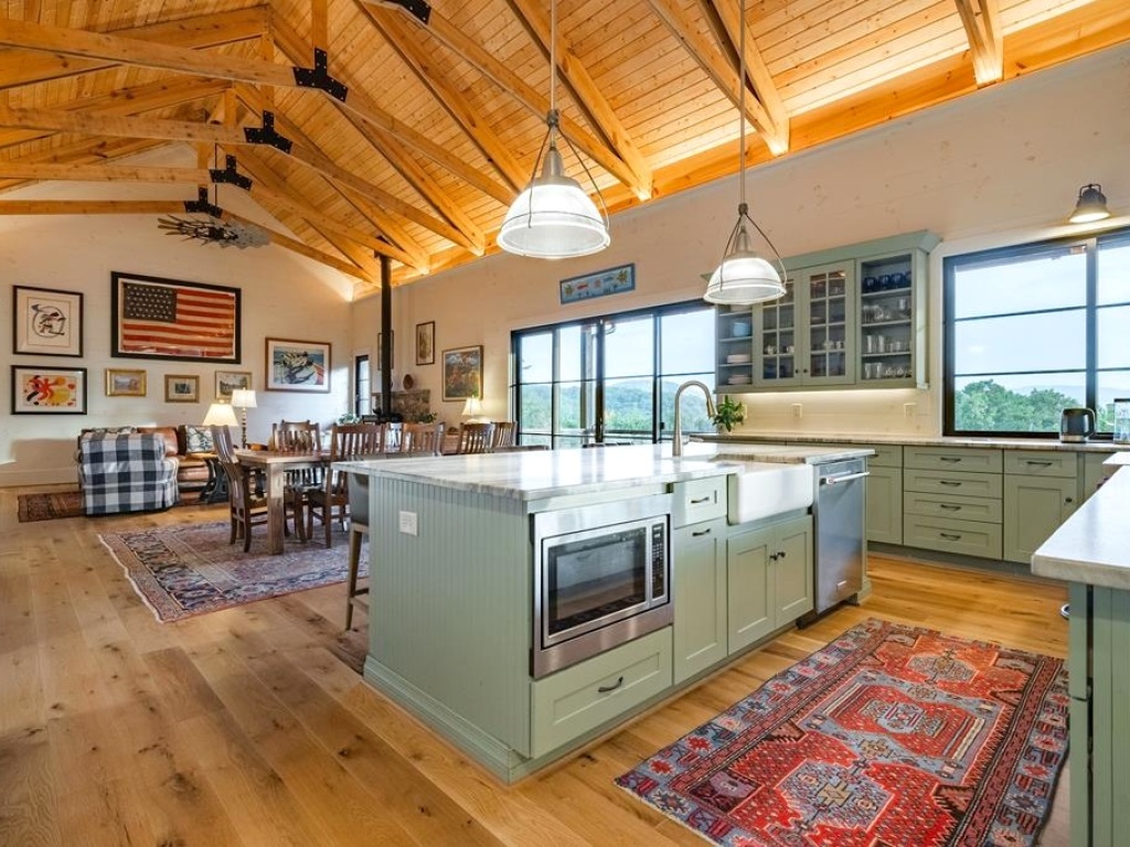 Ellijay, Georgia 30536, 3 Bedrooms Bedrooms, ,3 BathroomsBathrooms,Residential,For Sale,10383