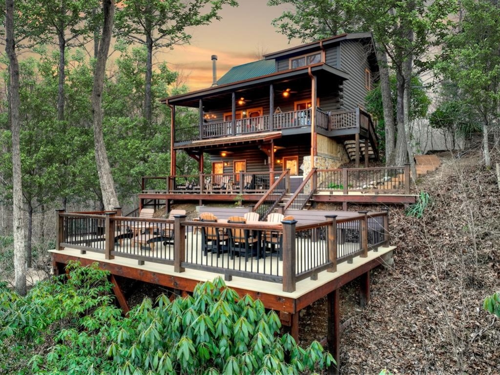 Blue Ridge, Georgia 30513, 3 Bedrooms Bedrooms, ,3 BathroomsBathrooms,Residential,For Sale,10389