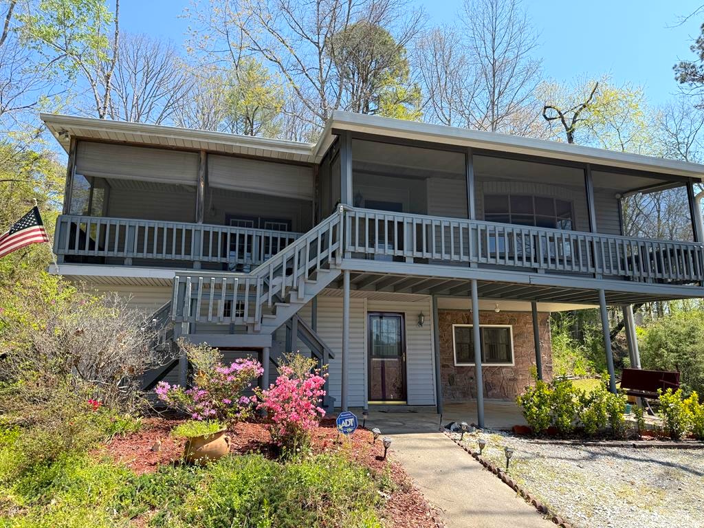 Franklin, North Carolina 28734, 3 Bedrooms Bedrooms, ,2.5 BathroomsBathrooms,Residential,For Sale,10415