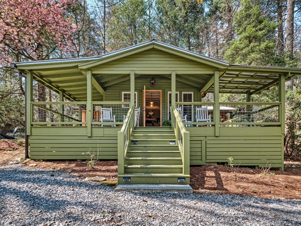 Cashiers, North Carolina 28717, 2 Bedrooms Bedrooms, ,2 BathroomsBathrooms,Residential,For Sale,10458
