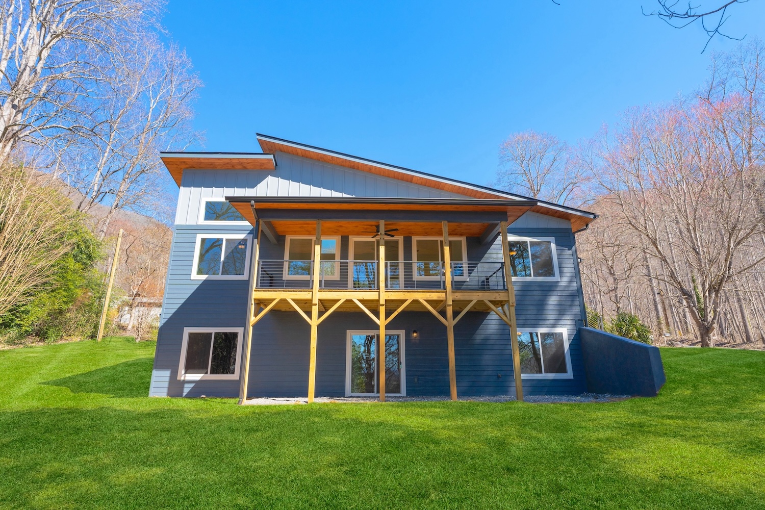 Sylva, North Carolina 28779, 3 Bedrooms Bedrooms, ,3 BathroomsBathrooms,Residential,For Sale,10473