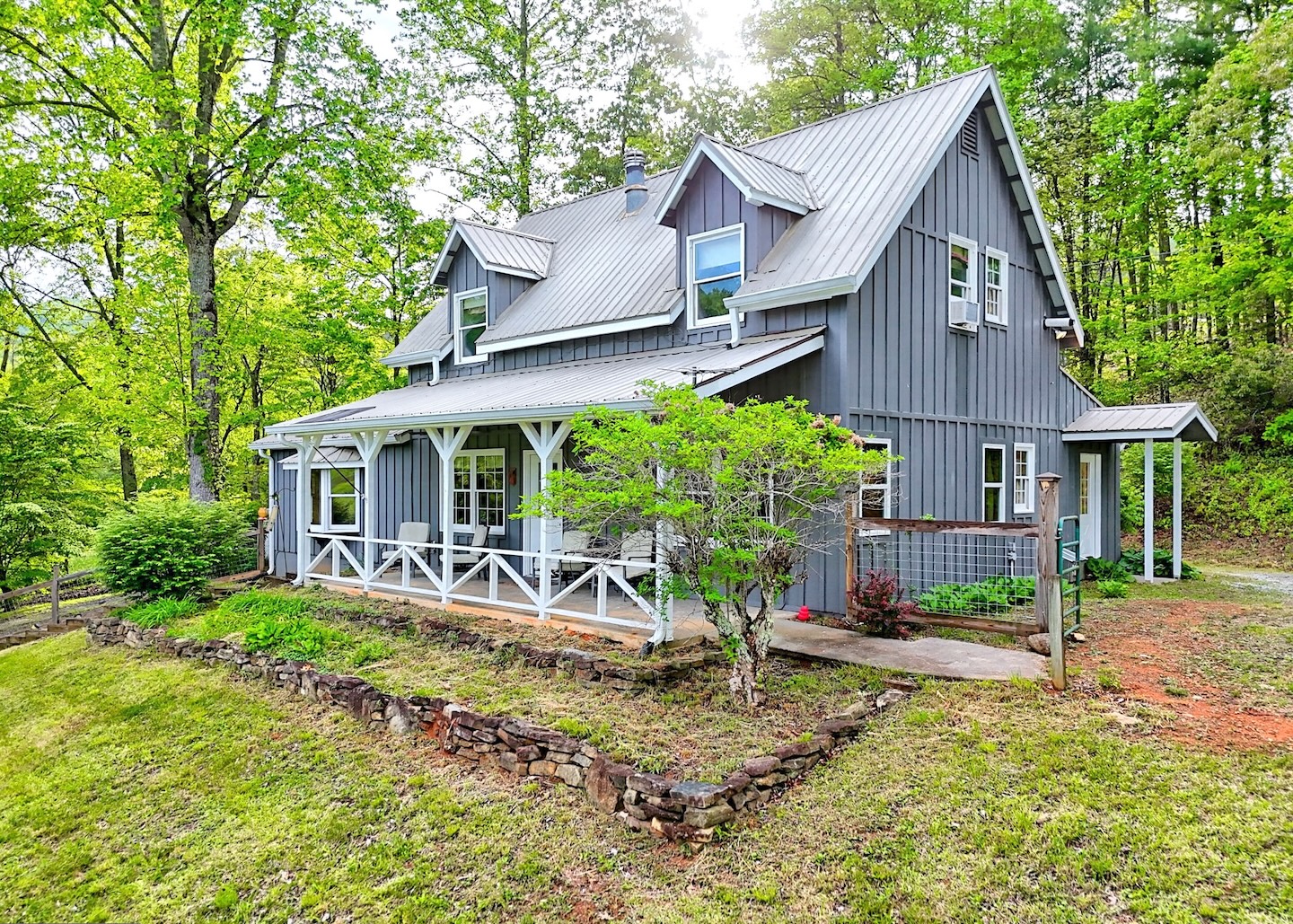 Rabun Gap, Georgia 30568, 3 Bedrooms Bedrooms, ,3 BathroomsBathrooms,Residential,For Sale,10493