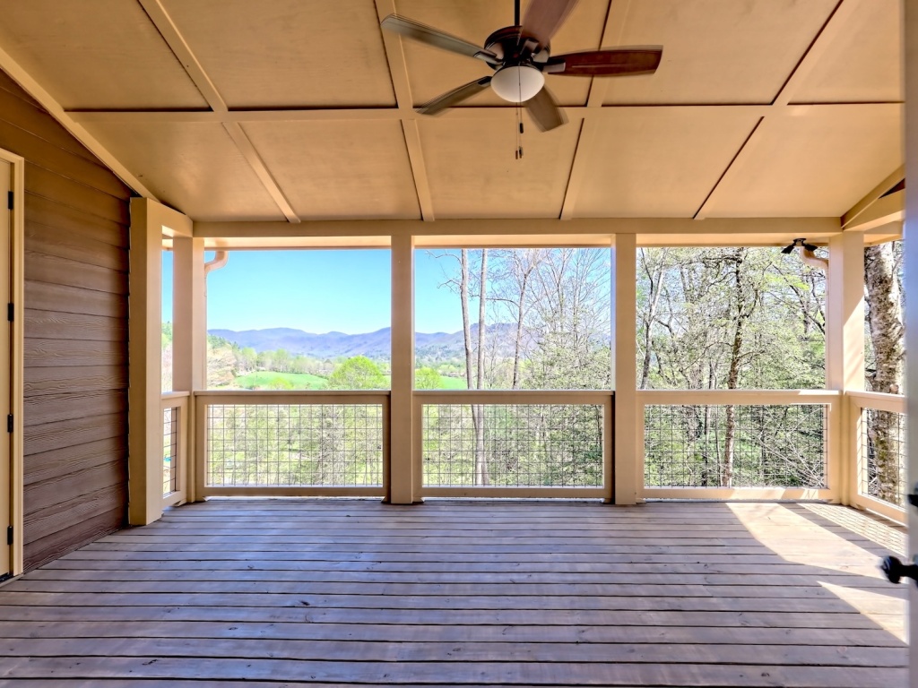 Rabun Gap, Georgia 30568, 5 Bedrooms Bedrooms, ,Residential,For Sale,10495