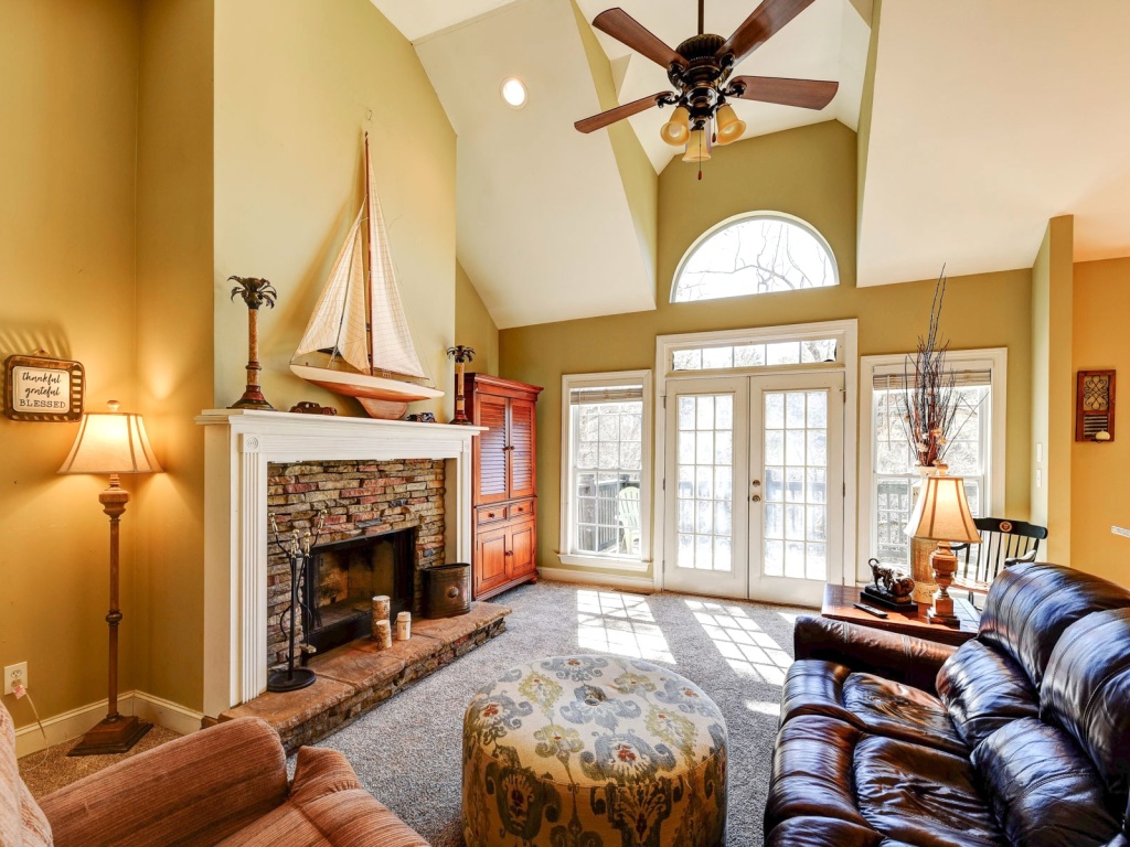Clayton, Georgia 30525, 3 Bedrooms Bedrooms, ,2 BathroomsBathrooms,Residential,For Sale,10503