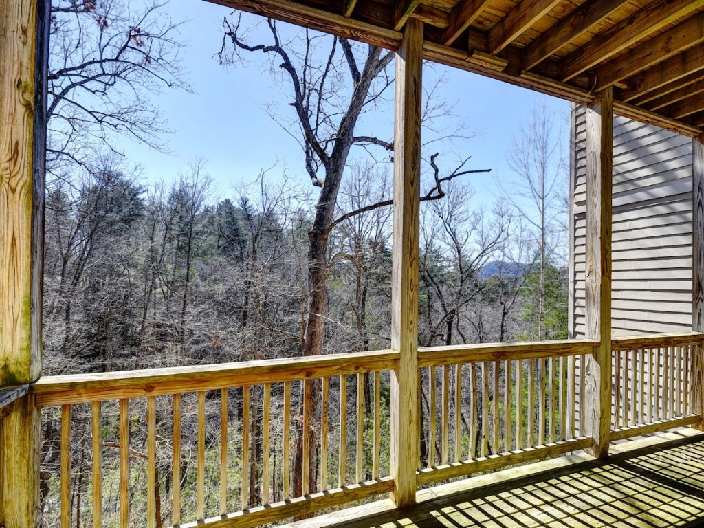 Clayton, Georgia 30525, 3 Bedrooms Bedrooms, ,2 BathroomsBathrooms,Residential,For Sale,10503
