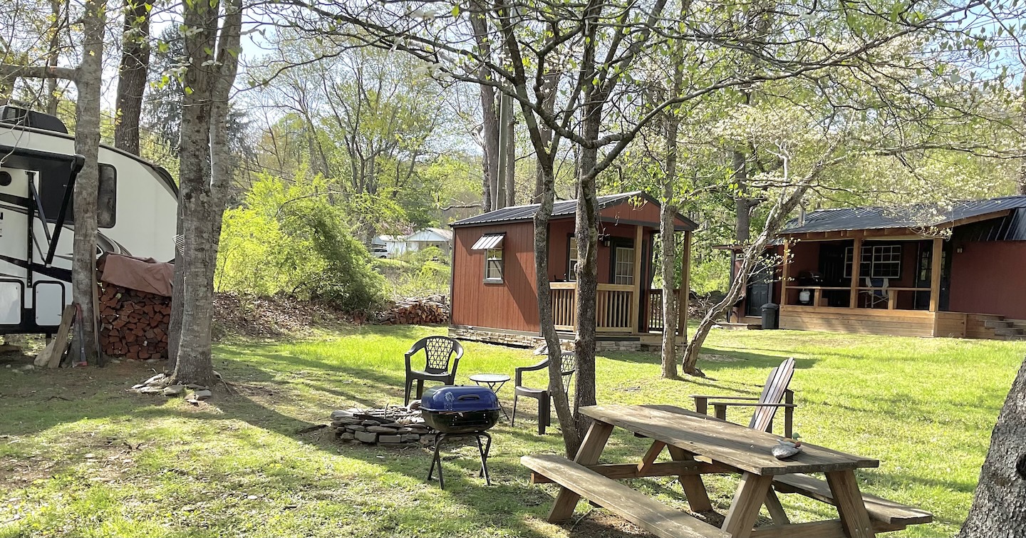 Sylva, North Carolina 28779, 2 Bedrooms Bedrooms, ,2 BathroomsBathrooms,Residential,For Sale,10513