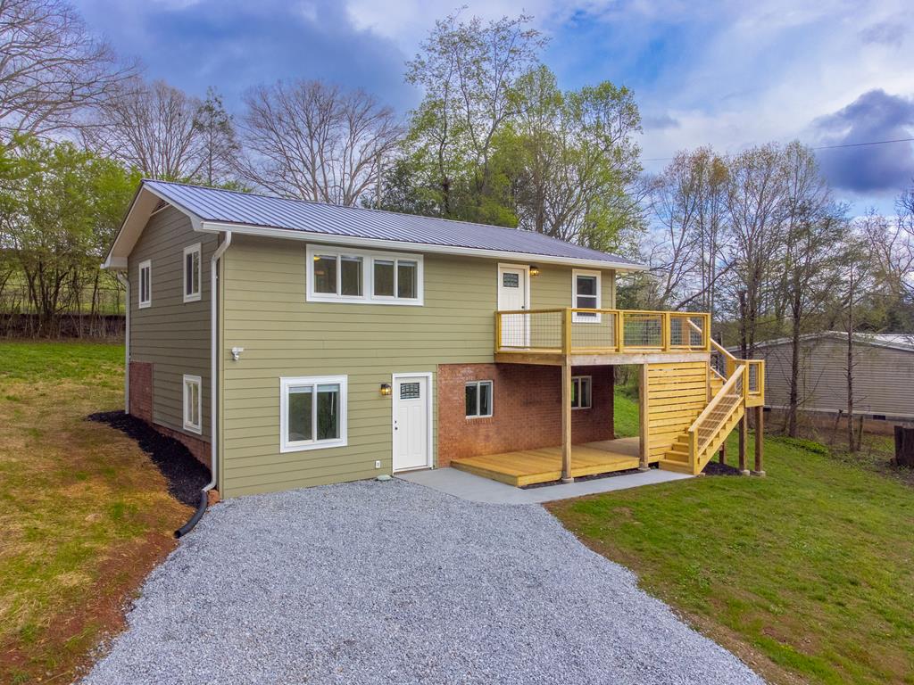 Franklin, North Carolina 28734, 5 Bedrooms Bedrooms, ,2 BathroomsBathrooms,Residential,For Sale,10534
