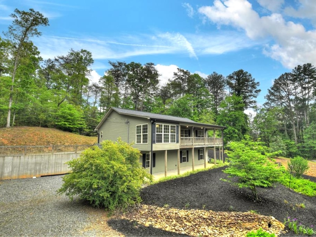 Ellijay, Georgia 30540, 2 Bedrooms Bedrooms, ,2 BathroomsBathrooms,Residential,For Sale,10557
