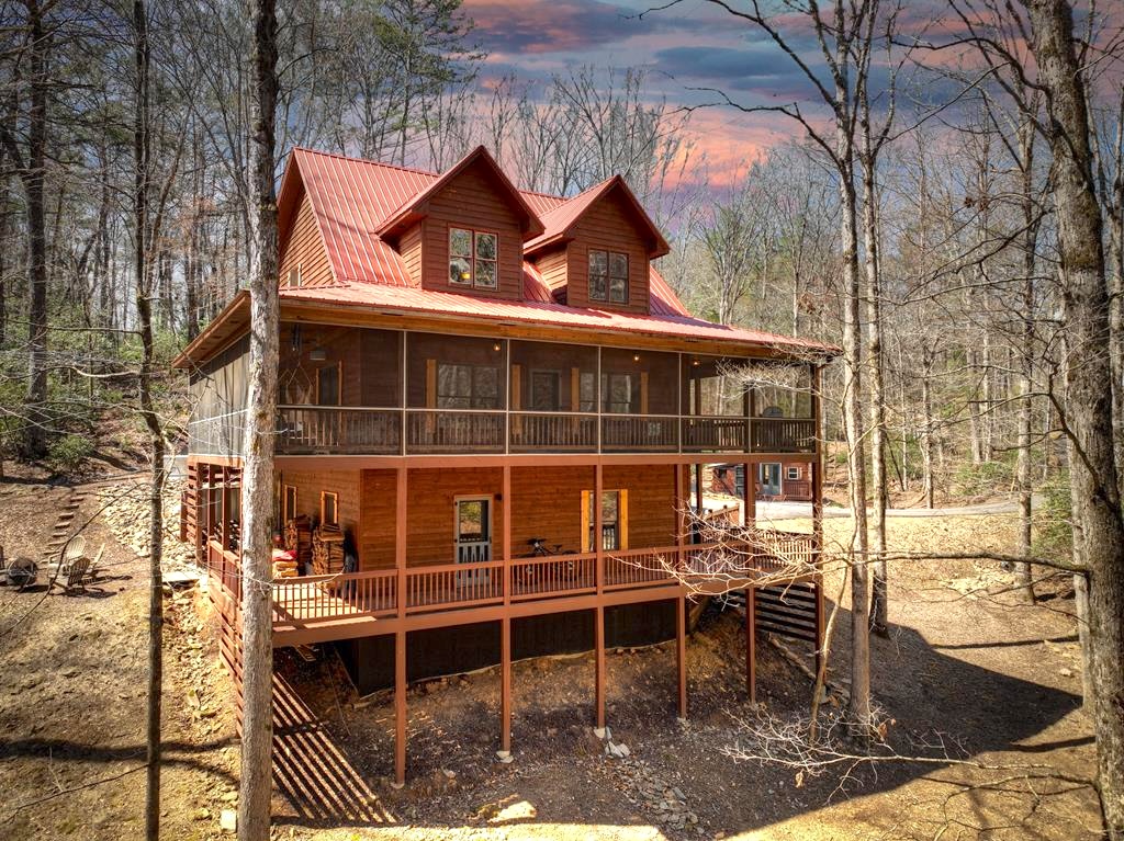 Ellijay, Georgia 30540, 4 Bedrooms Bedrooms, ,3.5 BathroomsBathrooms,Residential,For Sale,10560