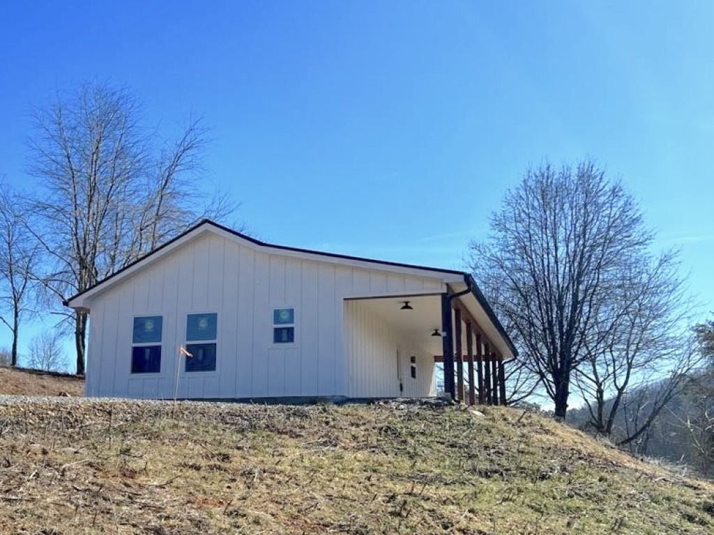 Murphy, North Carolina 28906, 2 Bedrooms Bedrooms, ,2 BathroomsBathrooms,Residential,For Sale,10583