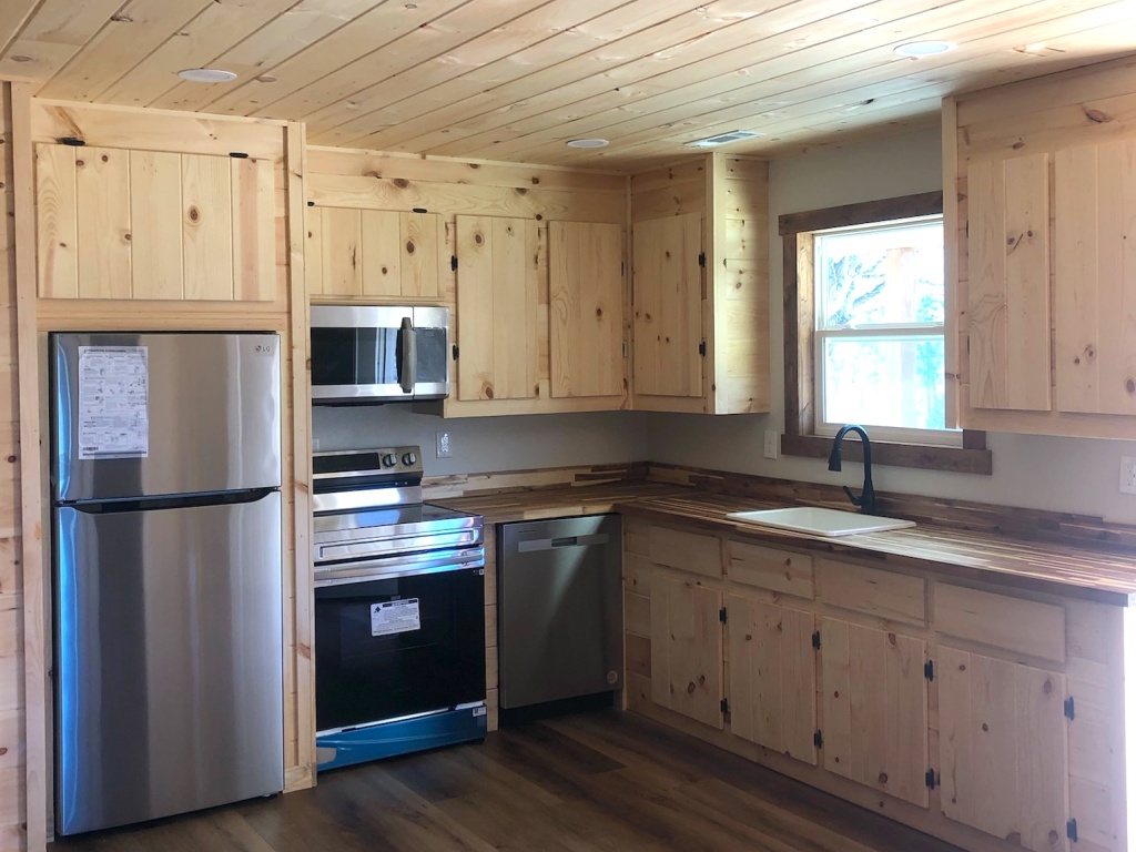 Murphy, North Carolina 28906, 2 Bedrooms Bedrooms, ,2 BathroomsBathrooms,Residential,For Sale,10583