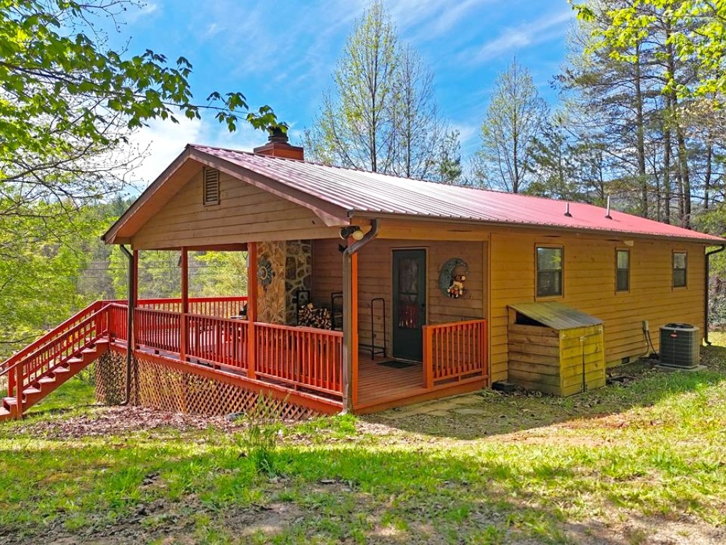 Blairsville, Georgia 30512, 2 Bedrooms Bedrooms, ,1 BathroomBathrooms,Residential,For Sale,10588