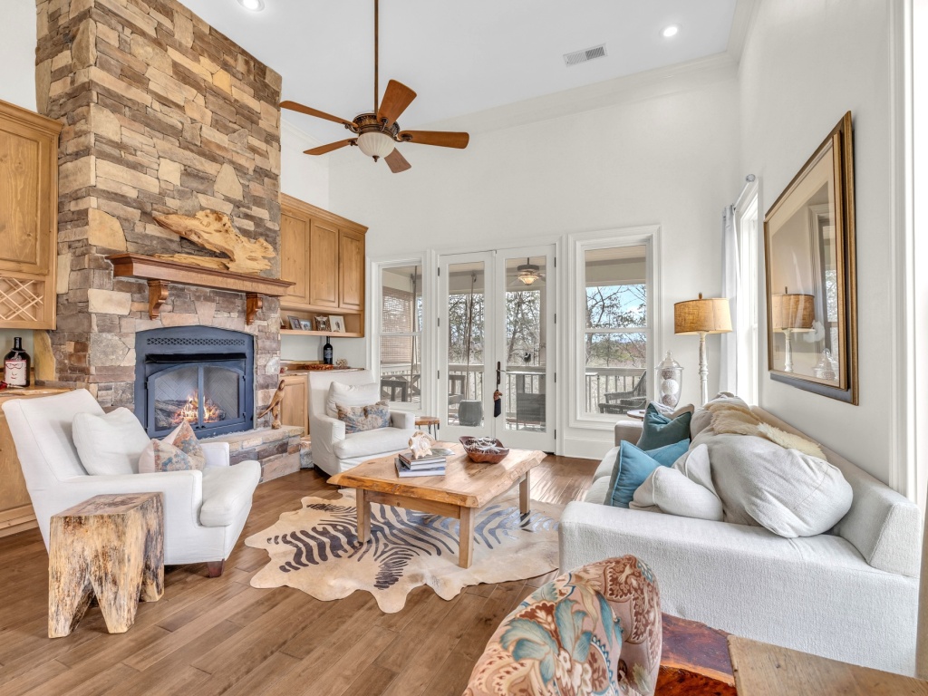 Hayesville, North Carolina 28904, 4 Bedrooms Bedrooms, ,3.5 BathroomsBathrooms,Residential,For Sale,10591