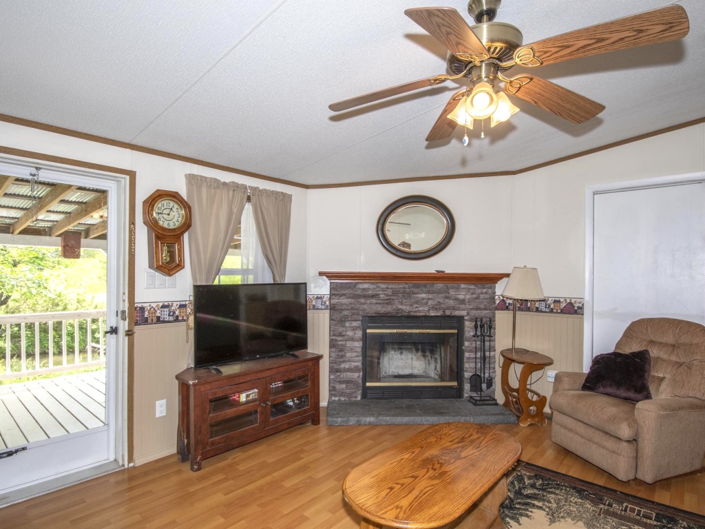 Hayesville, North Carolina 28904, 2 Bedrooms Bedrooms, ,2 BathroomsBathrooms,Residential,For Sale,10596