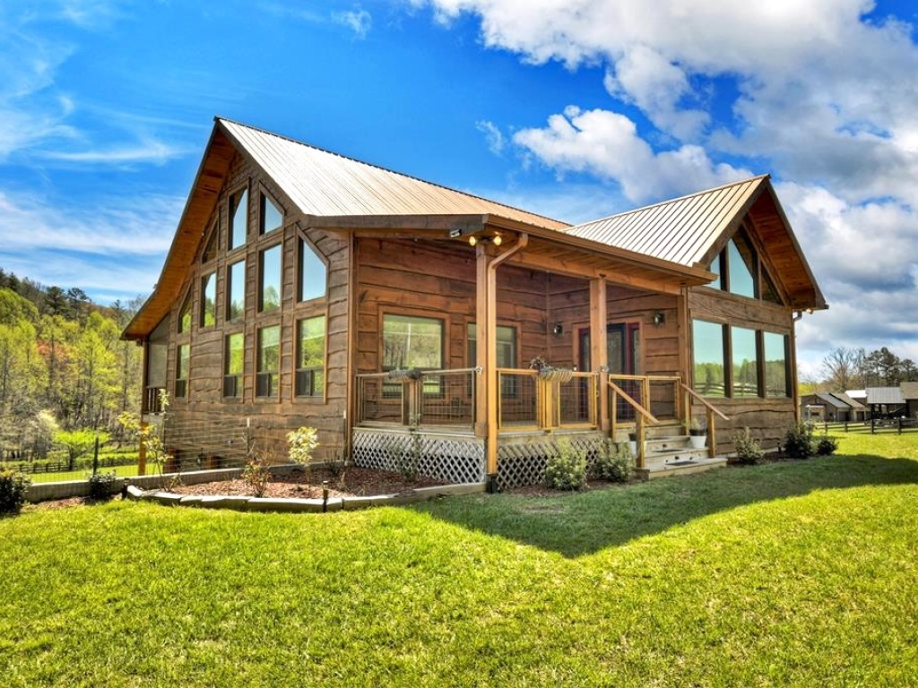 Morganton, Georgia 30560, 5 Bedrooms Bedrooms, ,3 BathroomsBathrooms,Residential,For Sale,10604
