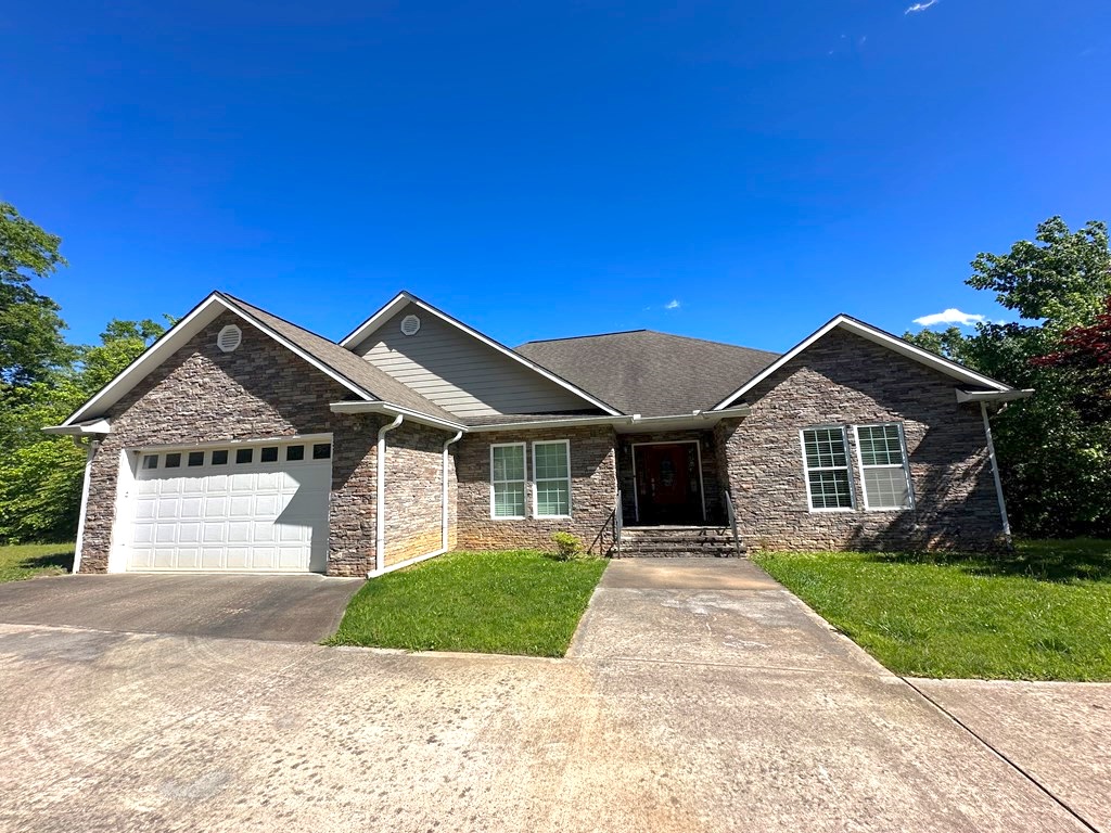 Blue Ridge, Georgia 30513, 5 Bedrooms Bedrooms, ,3 BathroomsBathrooms,Residential,For Sale,10606