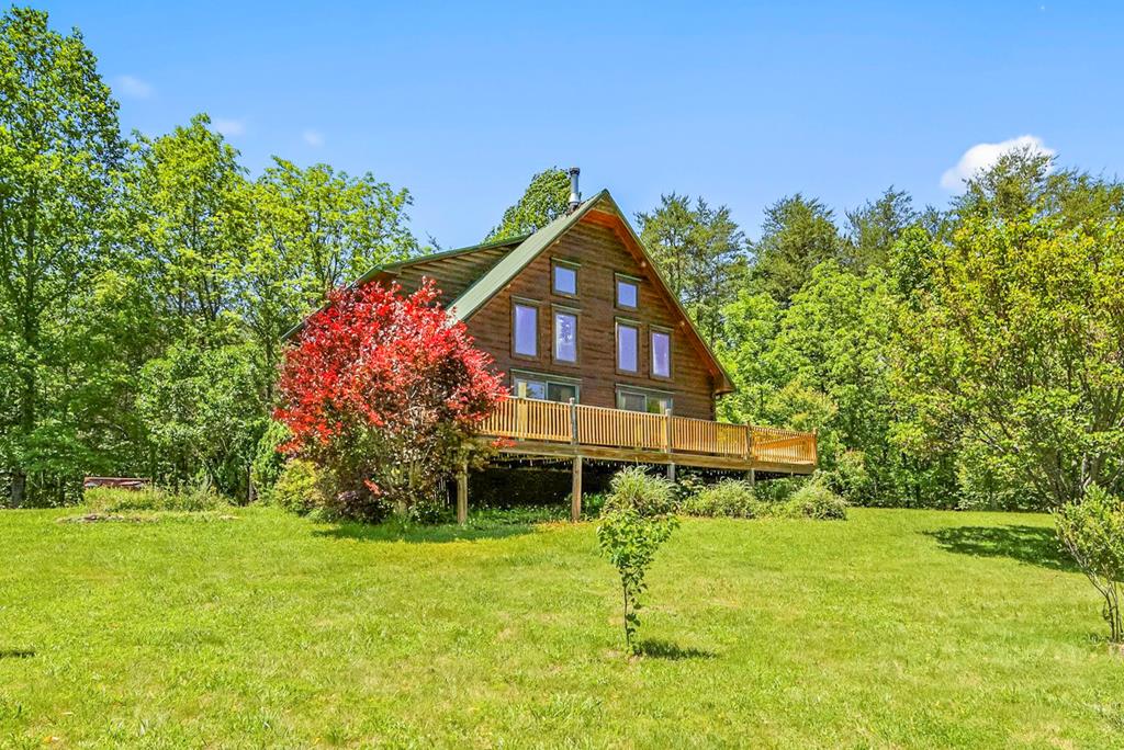 Whittier, North Carolina 28789, 2 Bedrooms Bedrooms, ,2.5 BathroomsBathrooms,Residential,For Sale,10617