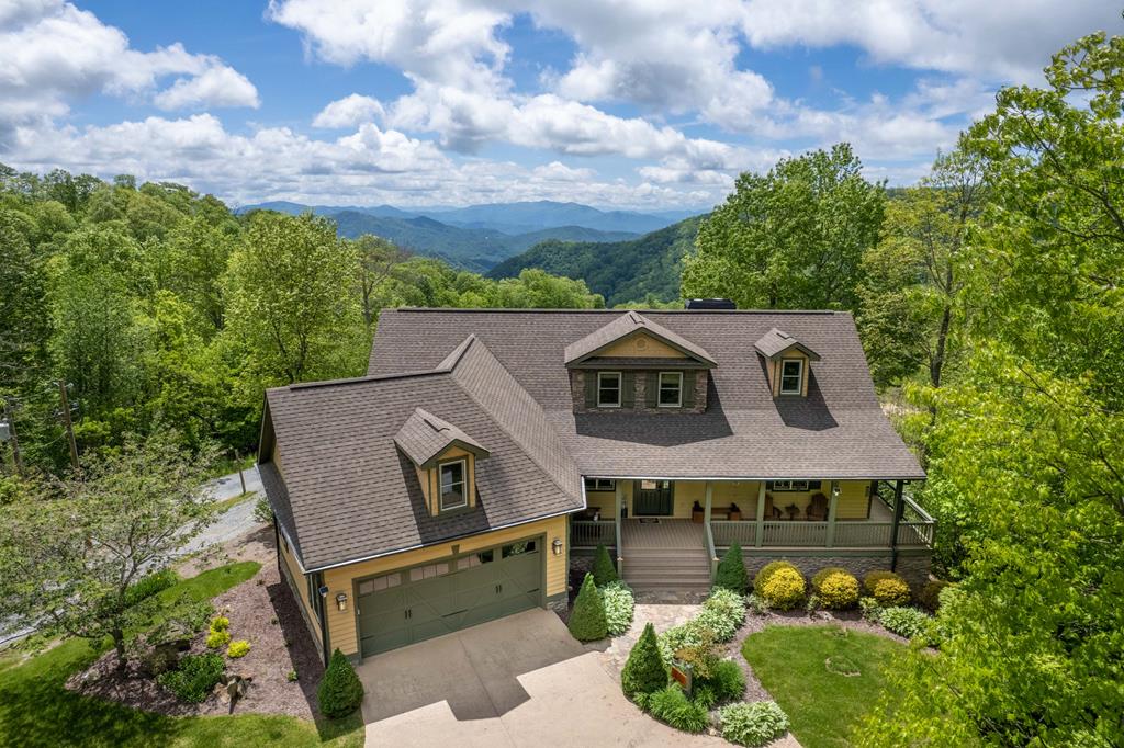 Bryson City, North Carolina 28713, 3 Bedrooms Bedrooms, ,3.5 BathroomsBathrooms,Residential,For Sale,10642