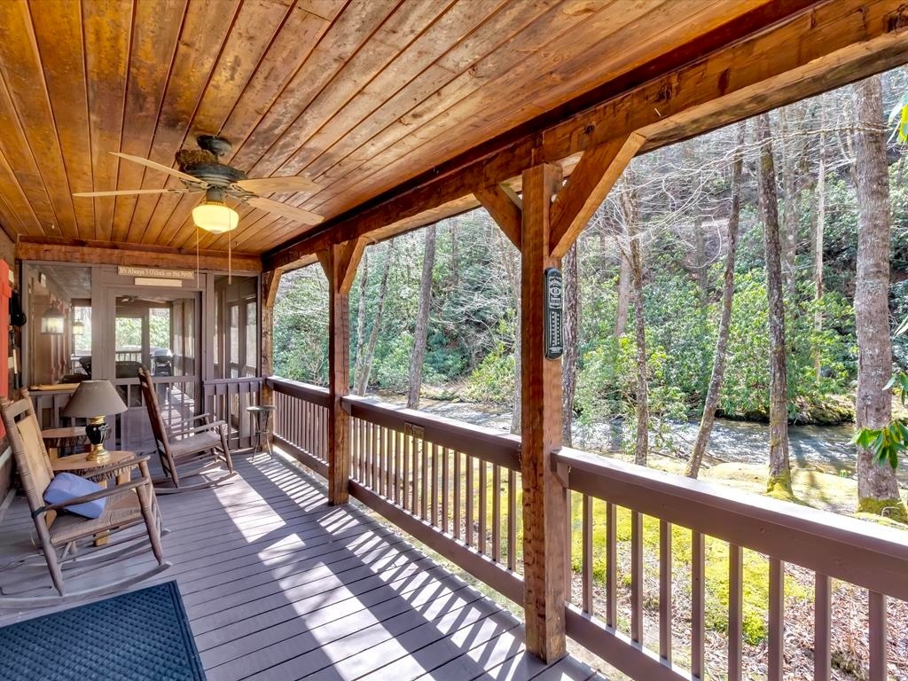 Robbinsville, North Carolina 28771, 6 Bedrooms Bedrooms, ,4 BathroomsBathrooms,Residential,For Sale,10661