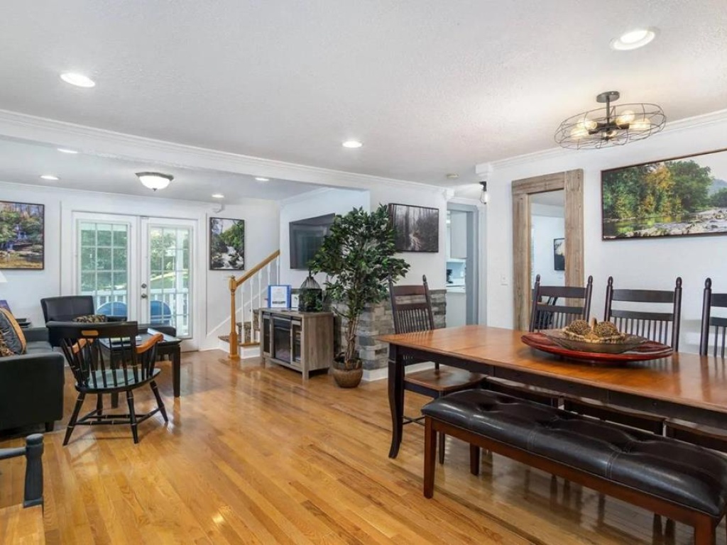 Bryson City, North Carolina 28713, 2 Bedrooms Bedrooms, ,2 BathroomsBathrooms,Residential,For Sale,10663