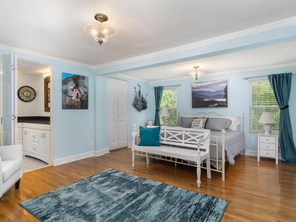 Bryson City, North Carolina 28713, 2 Bedrooms Bedrooms, ,2 BathroomsBathrooms,Residential,For Sale,10663