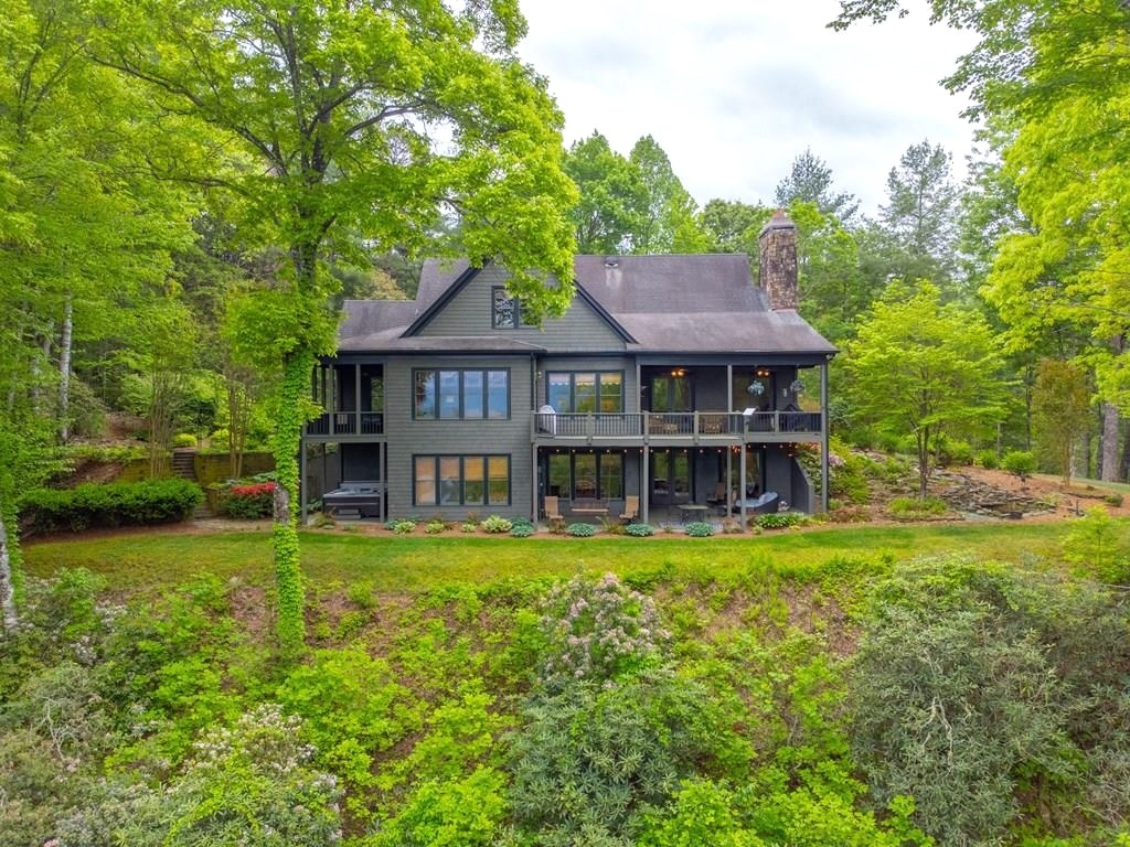 Bryson City, North Carolina 28713, 4 Bedrooms Bedrooms, ,4.5 BathroomsBathrooms,Residential,For Sale,10664