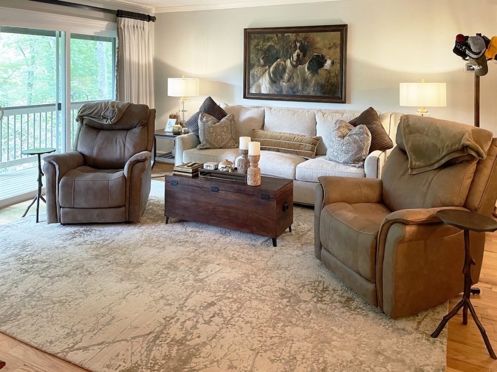 Highlands, North Carolina 28741, 2 Bedrooms Bedrooms, ,2 BathroomsBathrooms,Residential,For Sale,10676