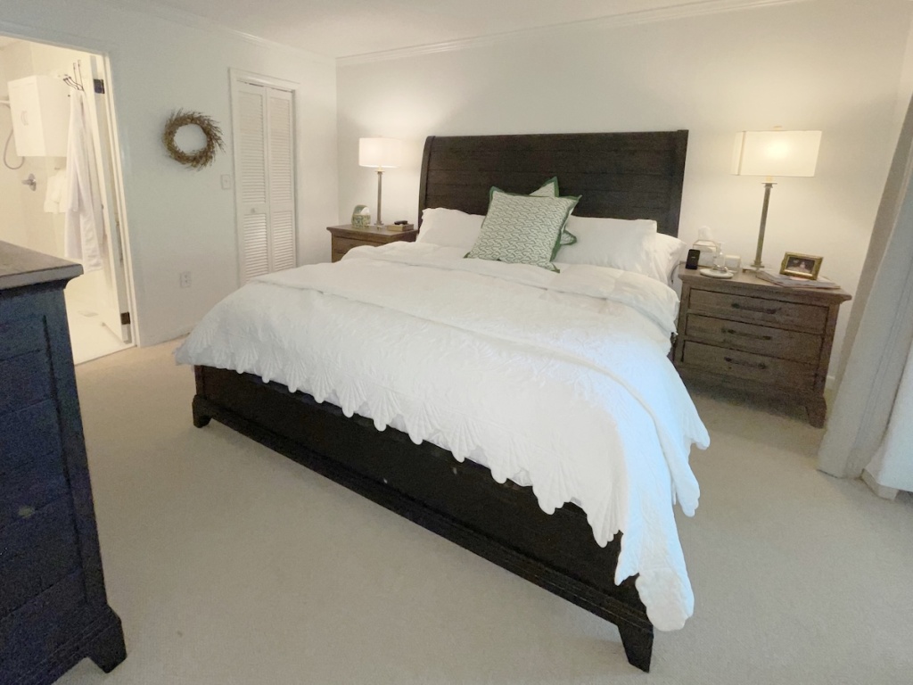 Highlands, North Carolina 28741, 2 Bedrooms Bedrooms, ,2 BathroomsBathrooms,Residential,For Sale,10676