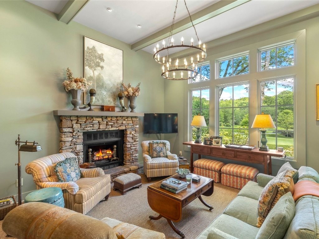 Highlands, North Carolina 28741, 3 Bedrooms Bedrooms, ,4 BathroomsBathrooms,Residential,For Sale,10679