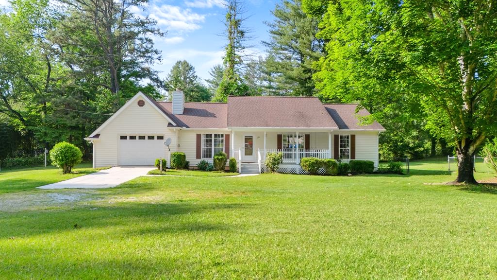 Franklin, North Carolina 28734, 3 Bedrooms Bedrooms, ,2 BathroomsBathrooms,Residential,For Sale,10683