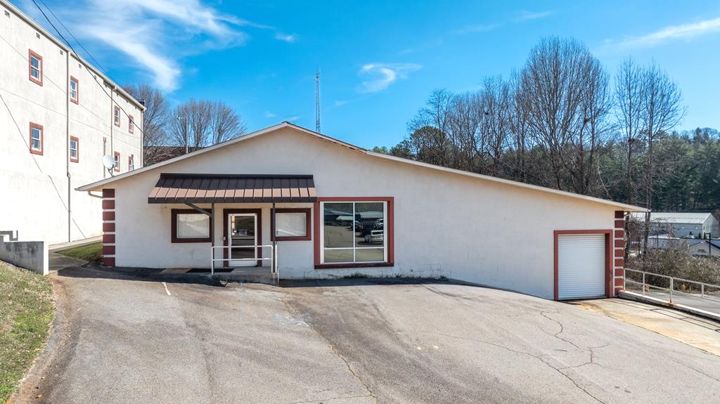 Franklin, North Carolina 28734, ,Commercial,For Sale,10685